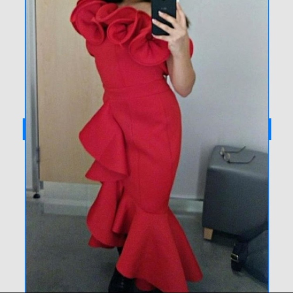 RED ROSE PROM DRESS - Picture 4 of 4